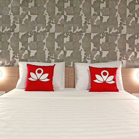 Zen Premium Sampoerna Strategic Square Jacarta Exterior foto