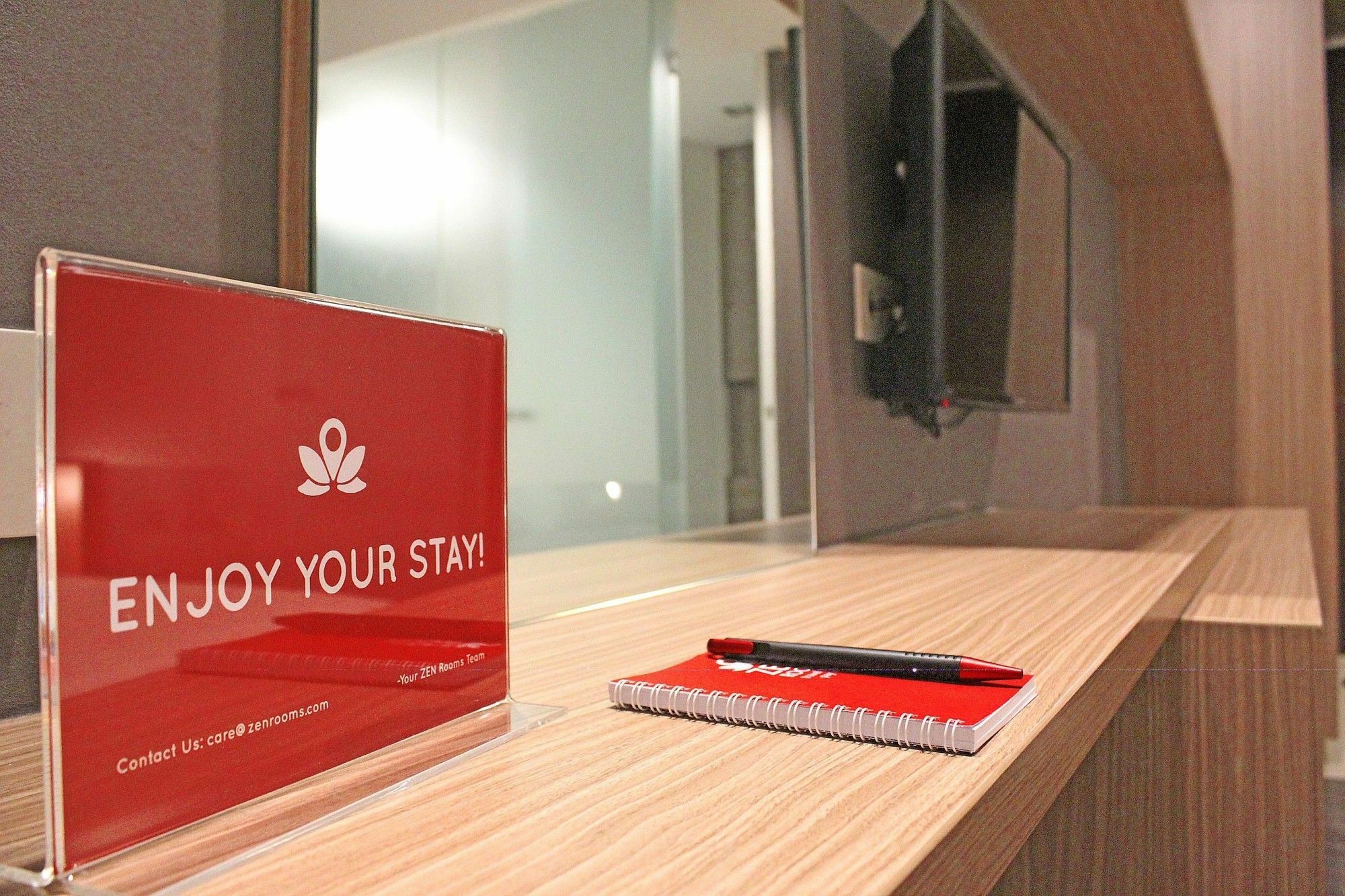 Zen Premium Sampoerna Strategic Square Jacarta Exterior foto